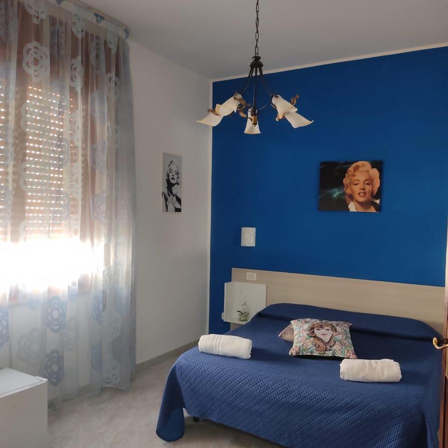 Villa Dolce Vita Rooms 卡斯泰卢佐 外观 照片