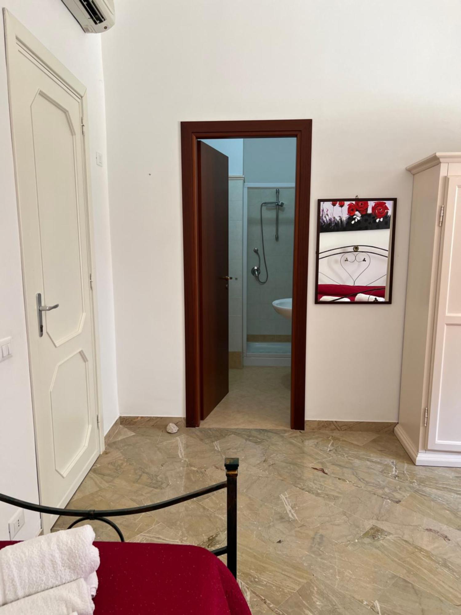 Villa Dolce Vita Rooms 卡斯泰卢佐 外观 照片