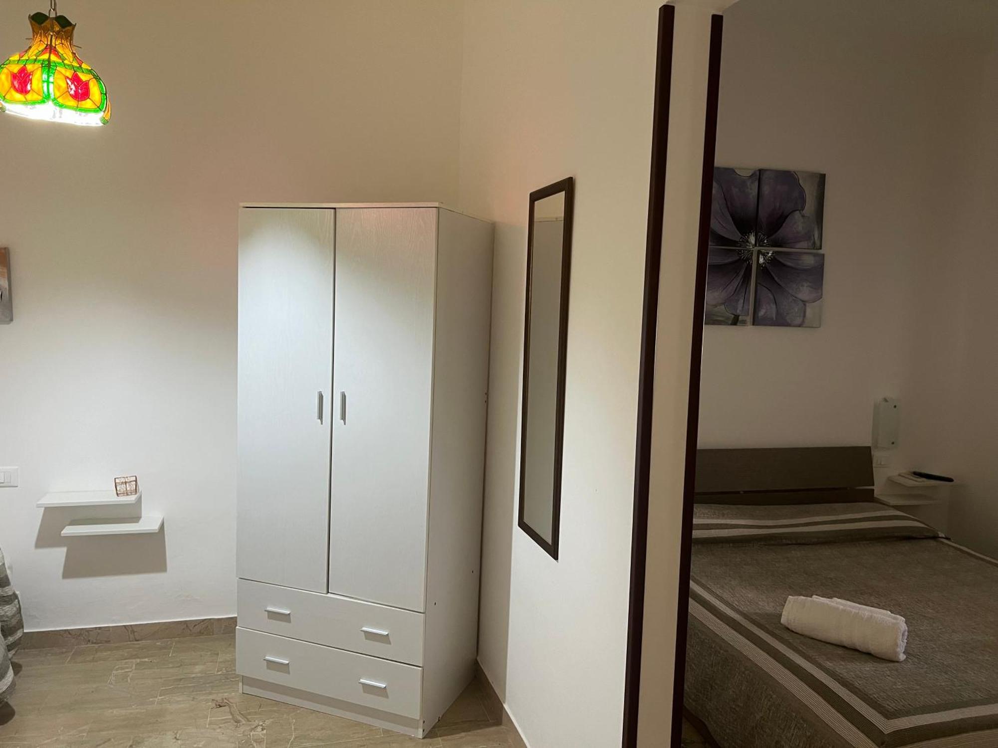 Villa Dolce Vita Rooms 卡斯泰卢佐 外观 照片