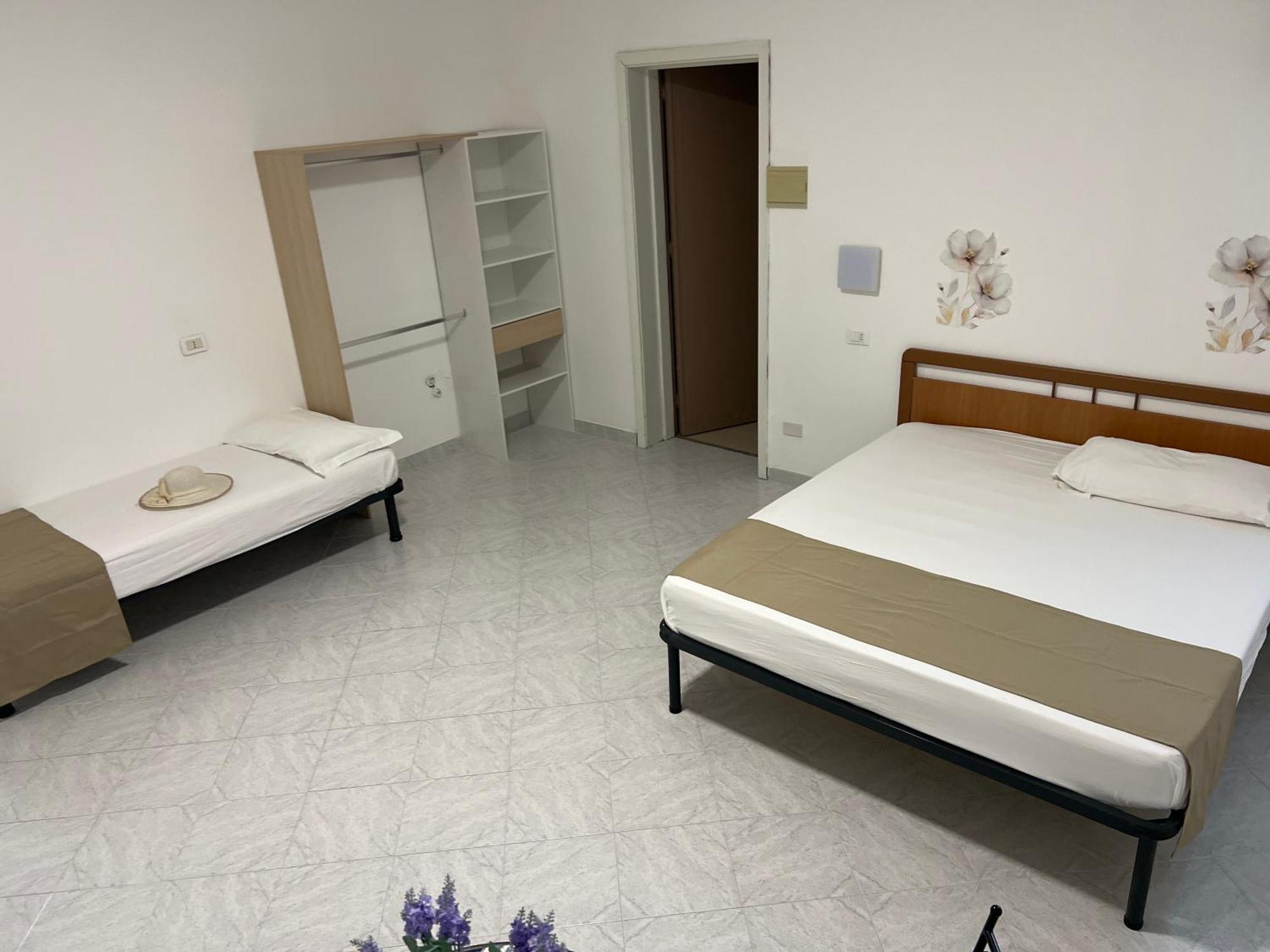 Villa Dolce Vita Rooms 卡斯泰卢佐 外观 照片